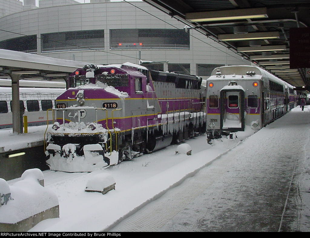 Dec. 7, 2003 Snowstorm at South Station - Boston